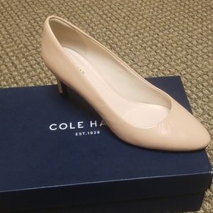 Cole Hann heel cream color shoes women